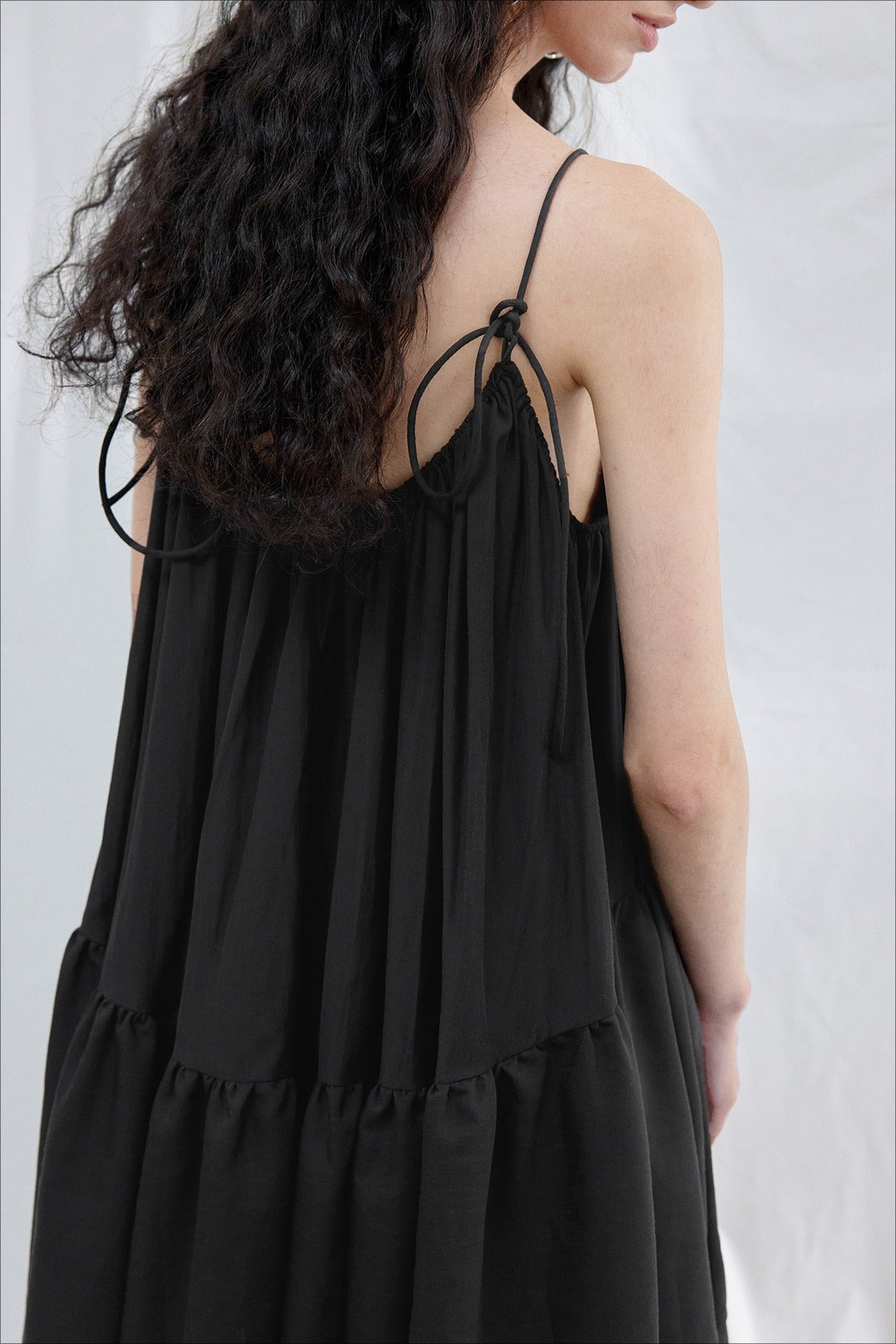 Lyocell blend voluminous asymmetrical hem dress | 4 color