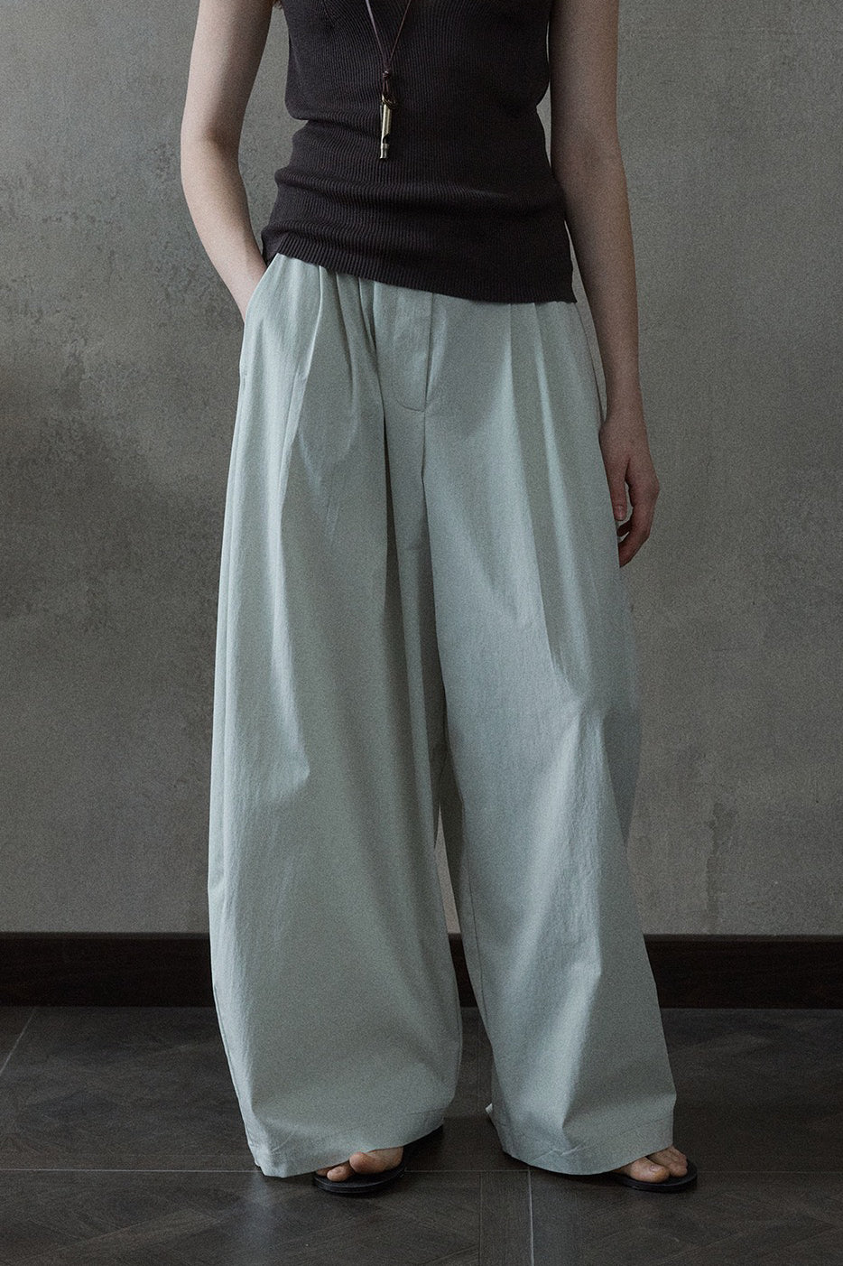 Structured wide-leg elastic waist pants | 4 color