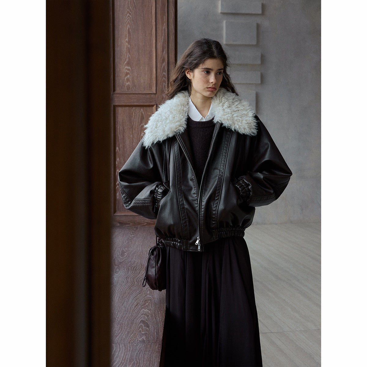 Cozy and chic detachable collar wool-filled PU jacket | 2 color