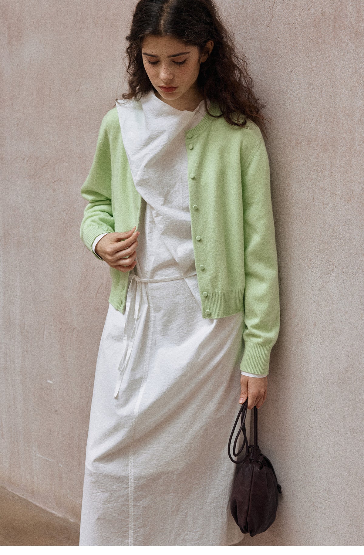 100% wool classic round neck cardigan | 4 color