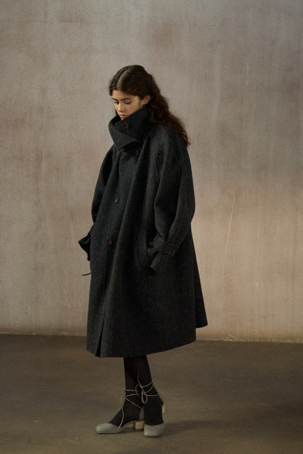 Wool-silk-angora relaxed fit stand collar mid-length coat