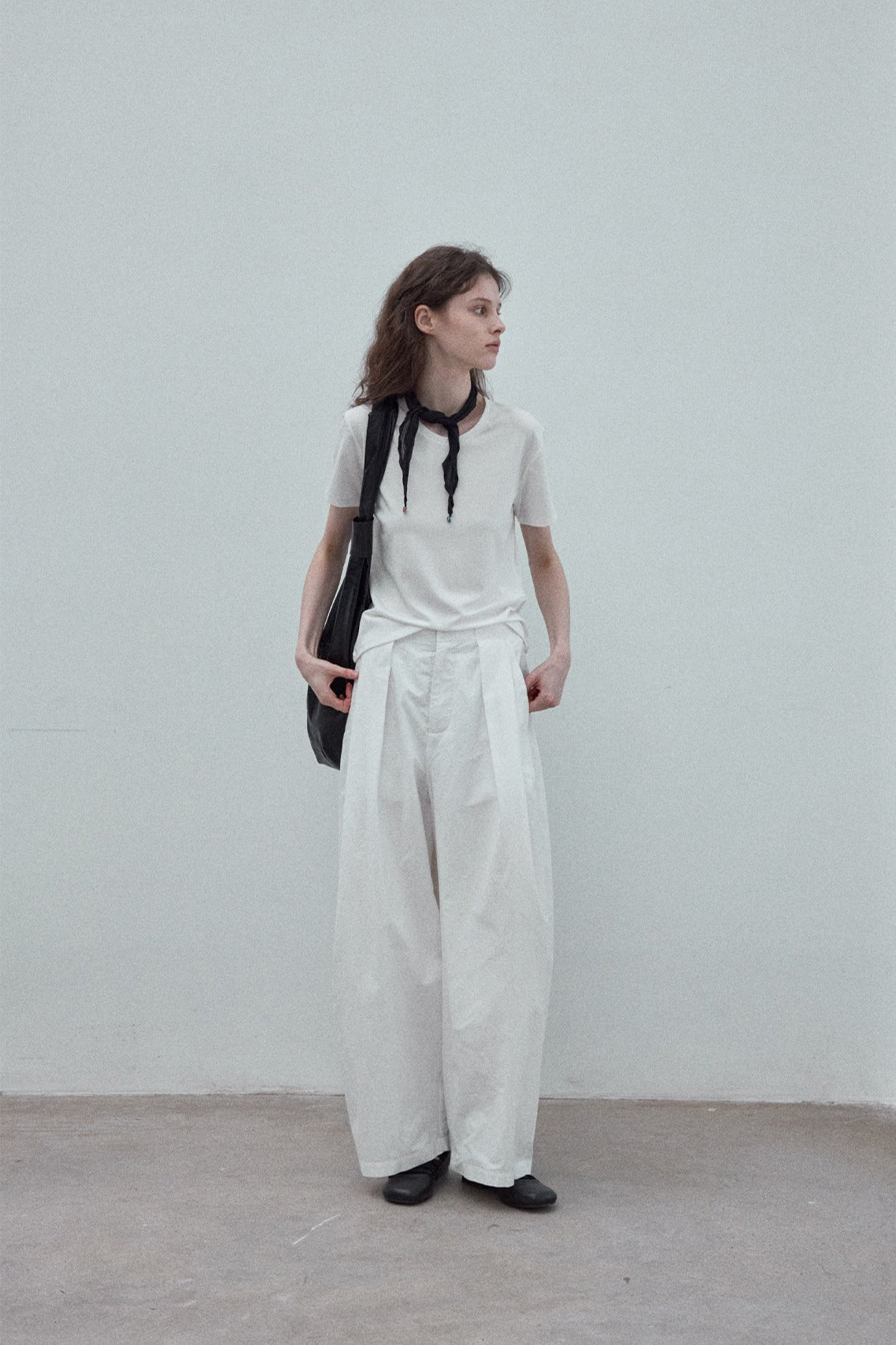 100% cotton cocoon shape pleats casual pants | 3 color