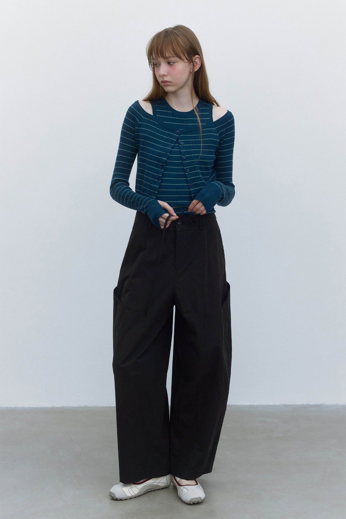 100% cotton high-rise balloon pants with side patch pockets | 4 color