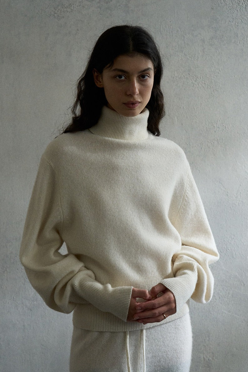 Pull col roulé à manches lanternes 100 % laine douce au toucher | 3 couleurs