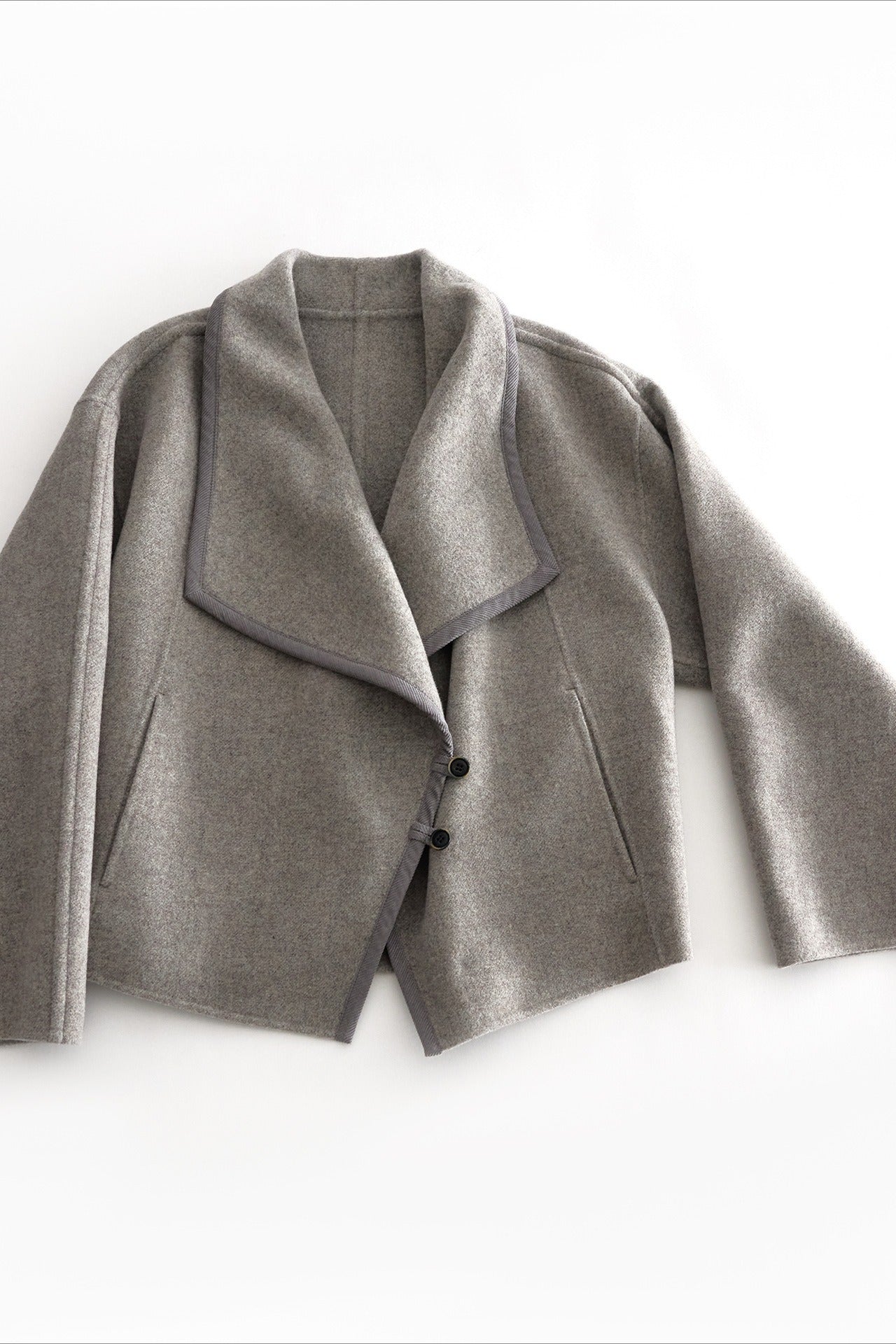 Wool-silk-alpaca relaxed fit large lapel jacket | 2 color