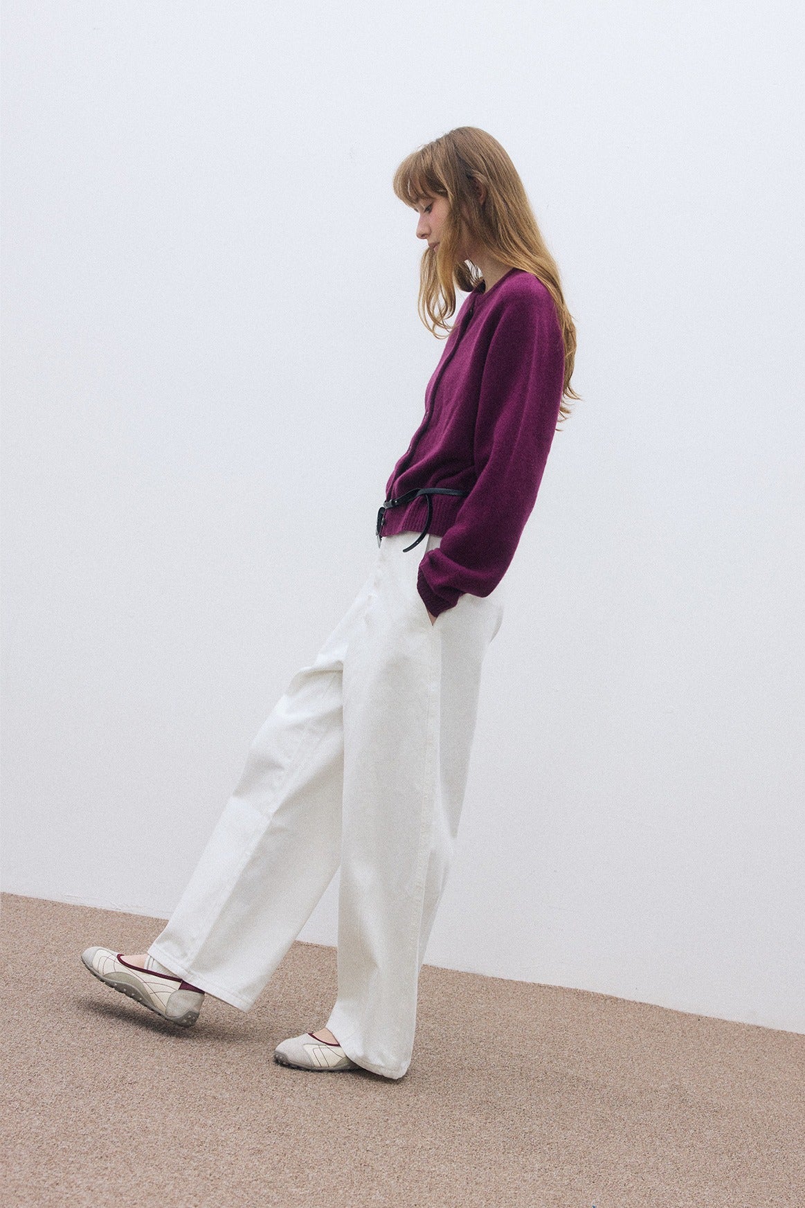 Cotton blend curved classic high-rise jeans | 3 color