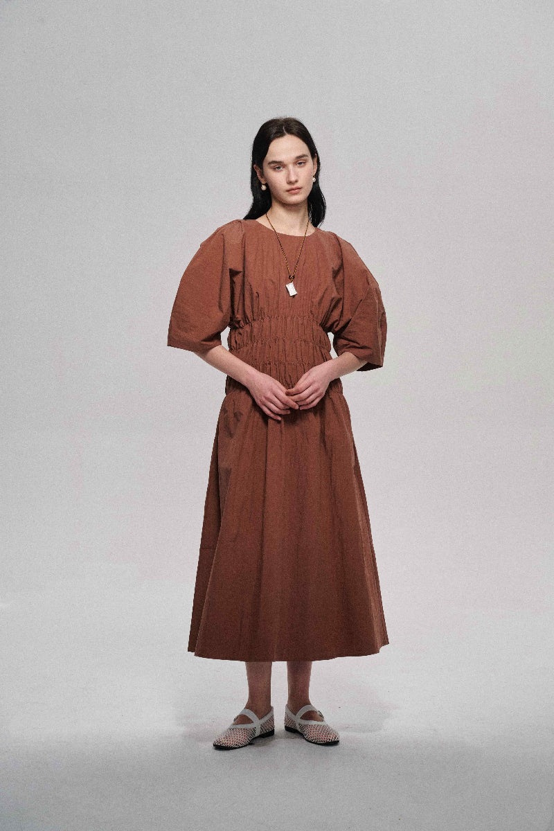 Customizable Pleated waist puff-sleeved dress | 2 color