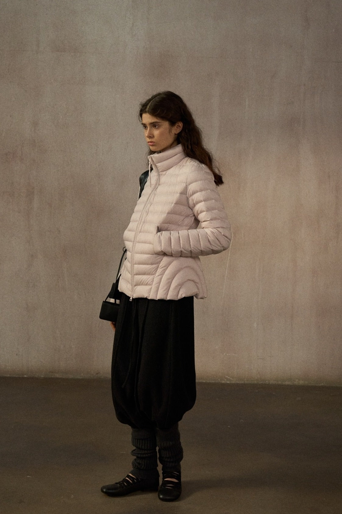 Lightweight hourglass silhouette down jacket | 3 color