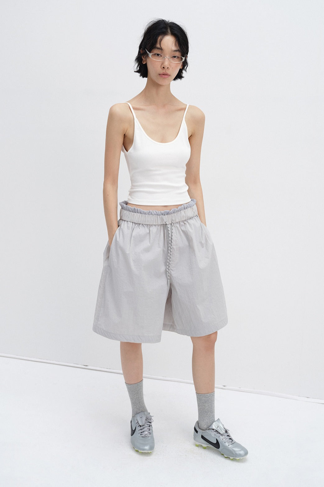 Versatile shorts with elastic waist | 3 color