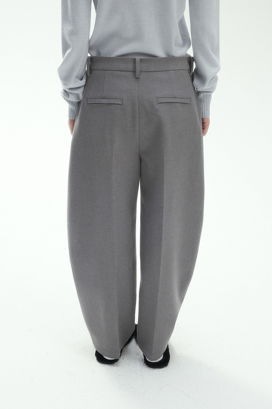 Sleek banana-shaped cropped suit pants | 4 color