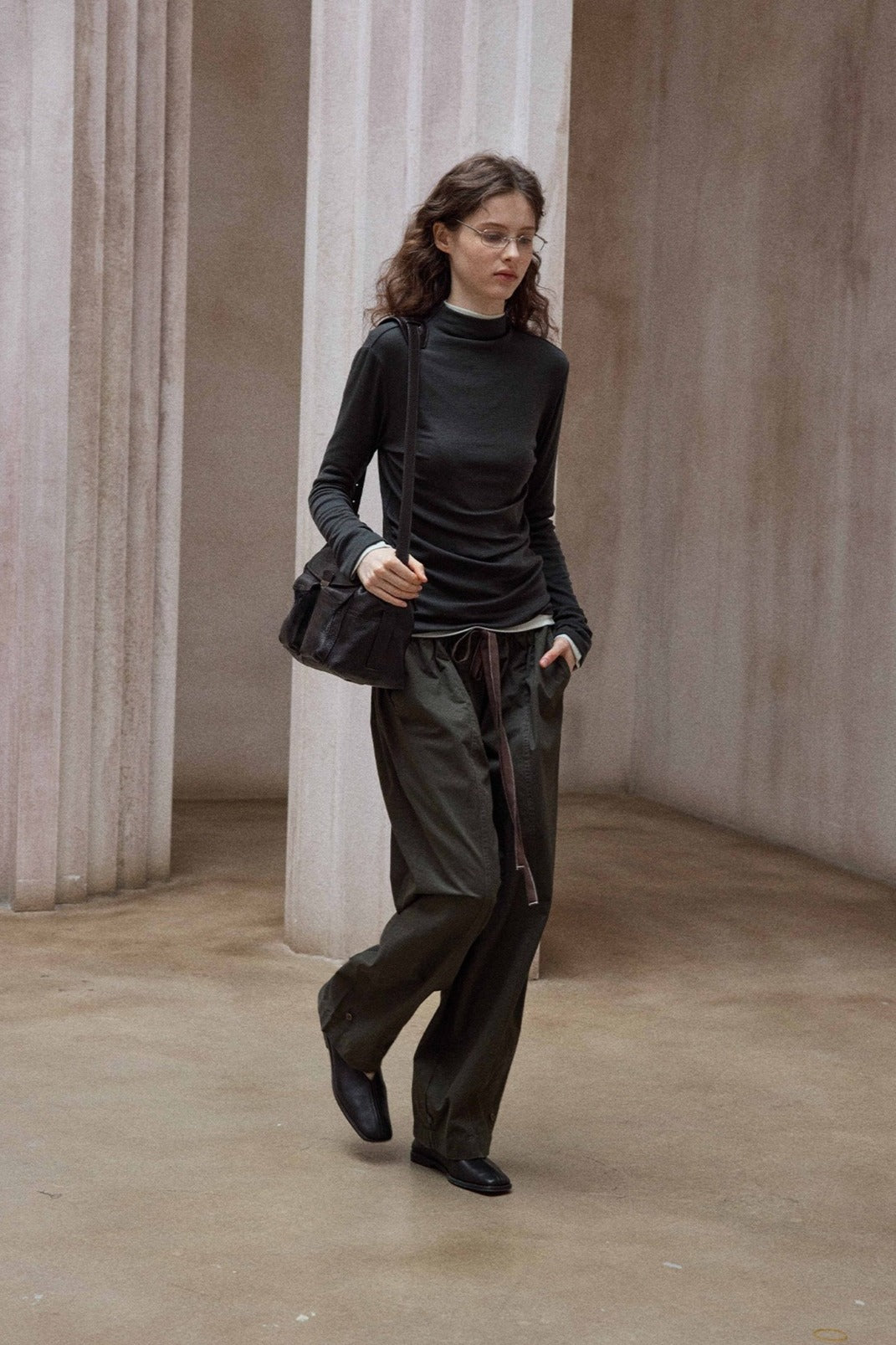 Wool containing soft and elastic waisted top | 7 color