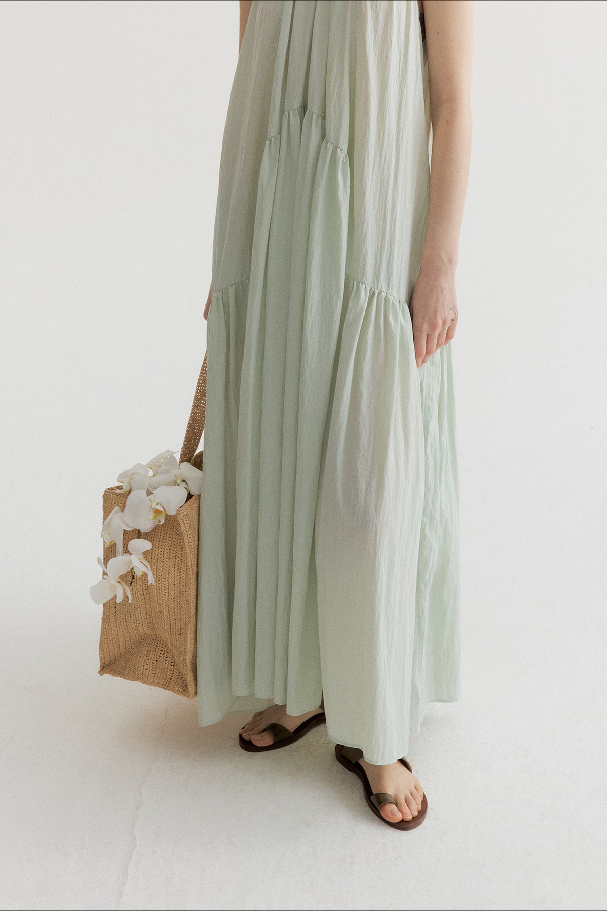 Lyocell blend voluminous airy maxi sleeveless dress | 4 color