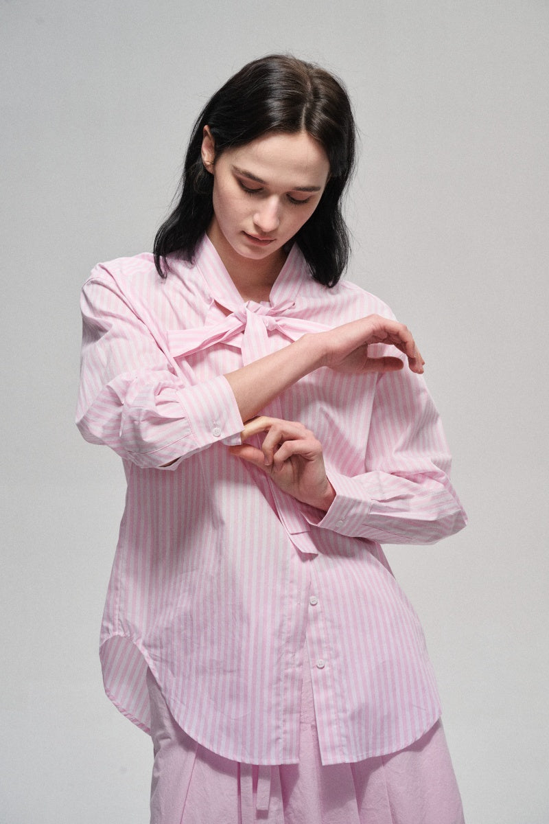 Cotton breezy feel soft striped shirt with a front tie