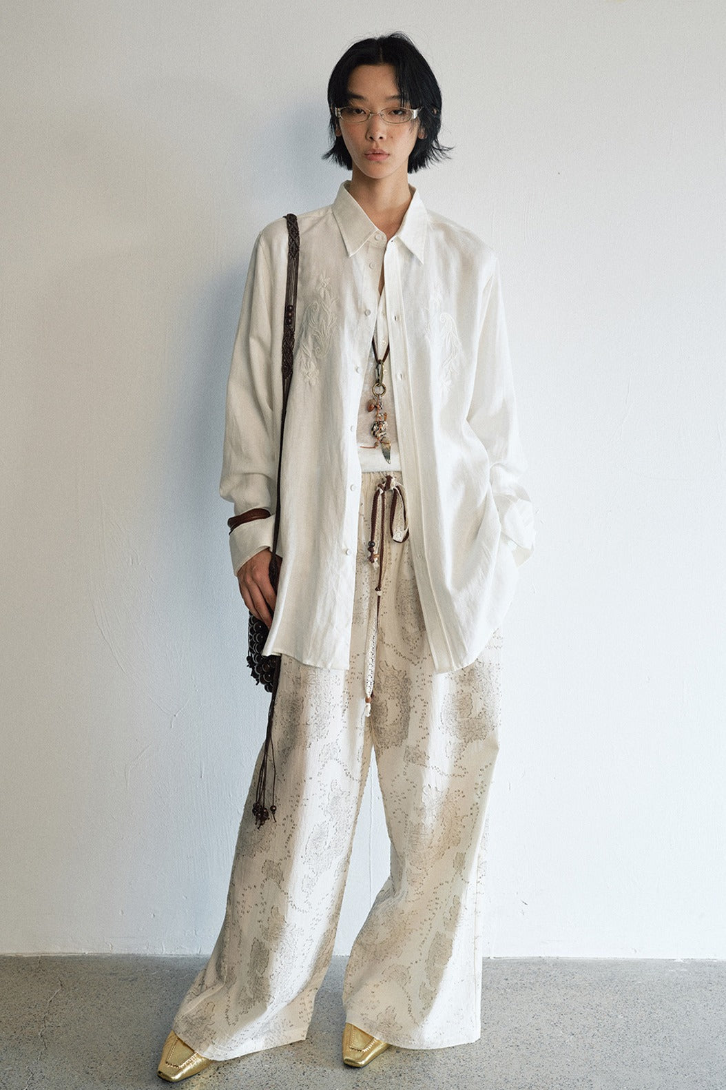 Linen blend relaxed-fit embroidery shirt | 3 color