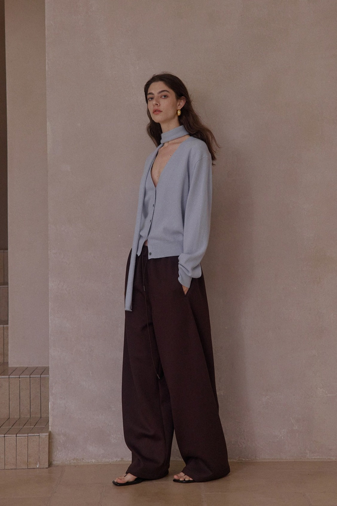 100% wool loose fit V-neck cardigan with a tie | 8 color