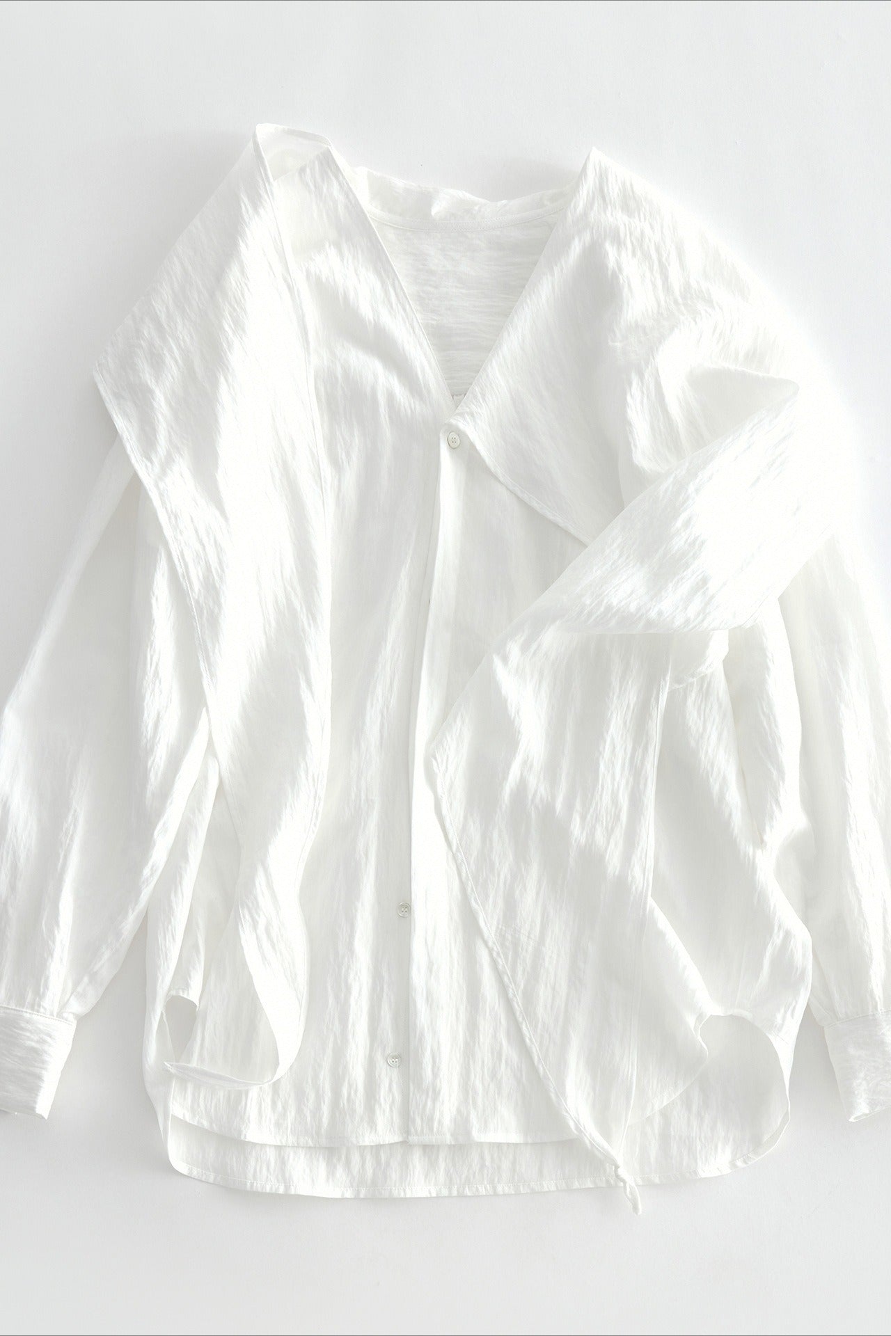 Lyocell-cotton scarf collar loose V-neck shirt | 3 color