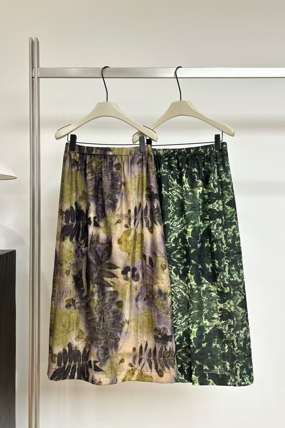 Lyocell blend romantic elegant leaf print skirt | 2 color