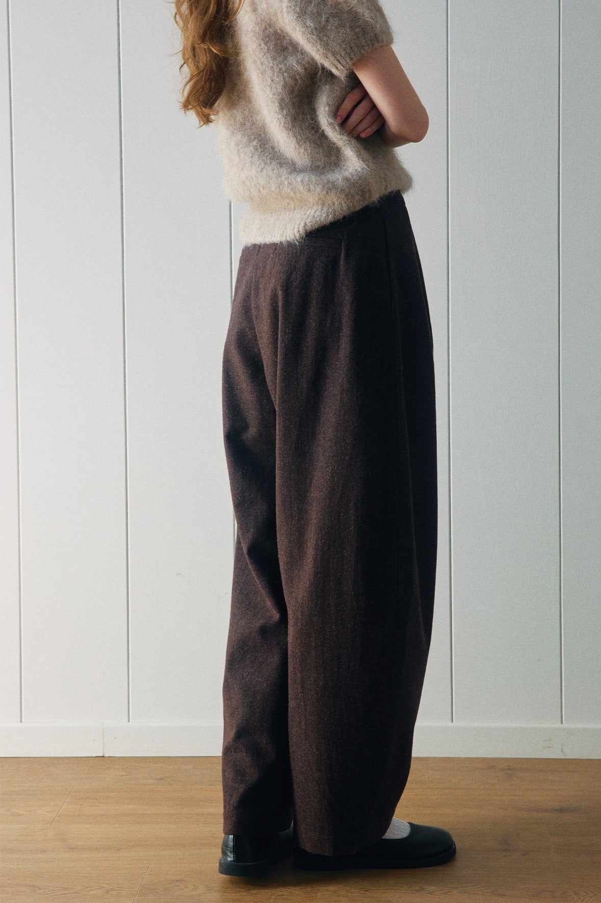 Cotton blend clean-fit silhouetted casual pants | 3 color