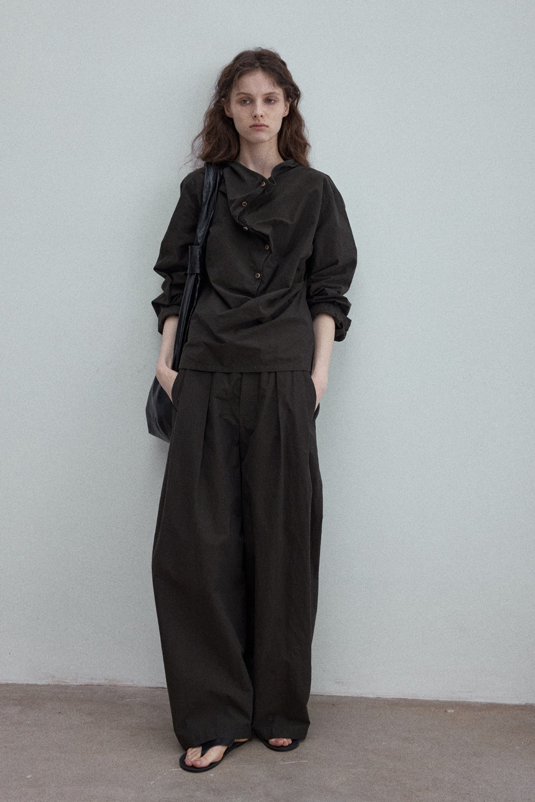 100% cotton cocoon shape pleats casual pants | 3 color