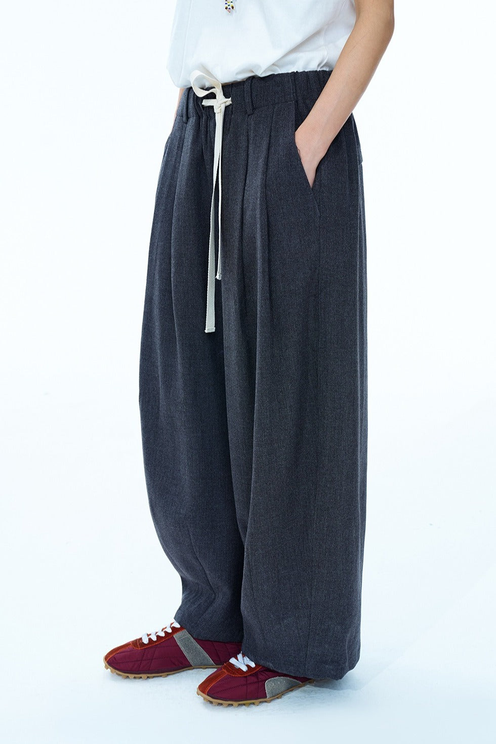 Relaxed fit banana shape cropped casual pants | 4 color