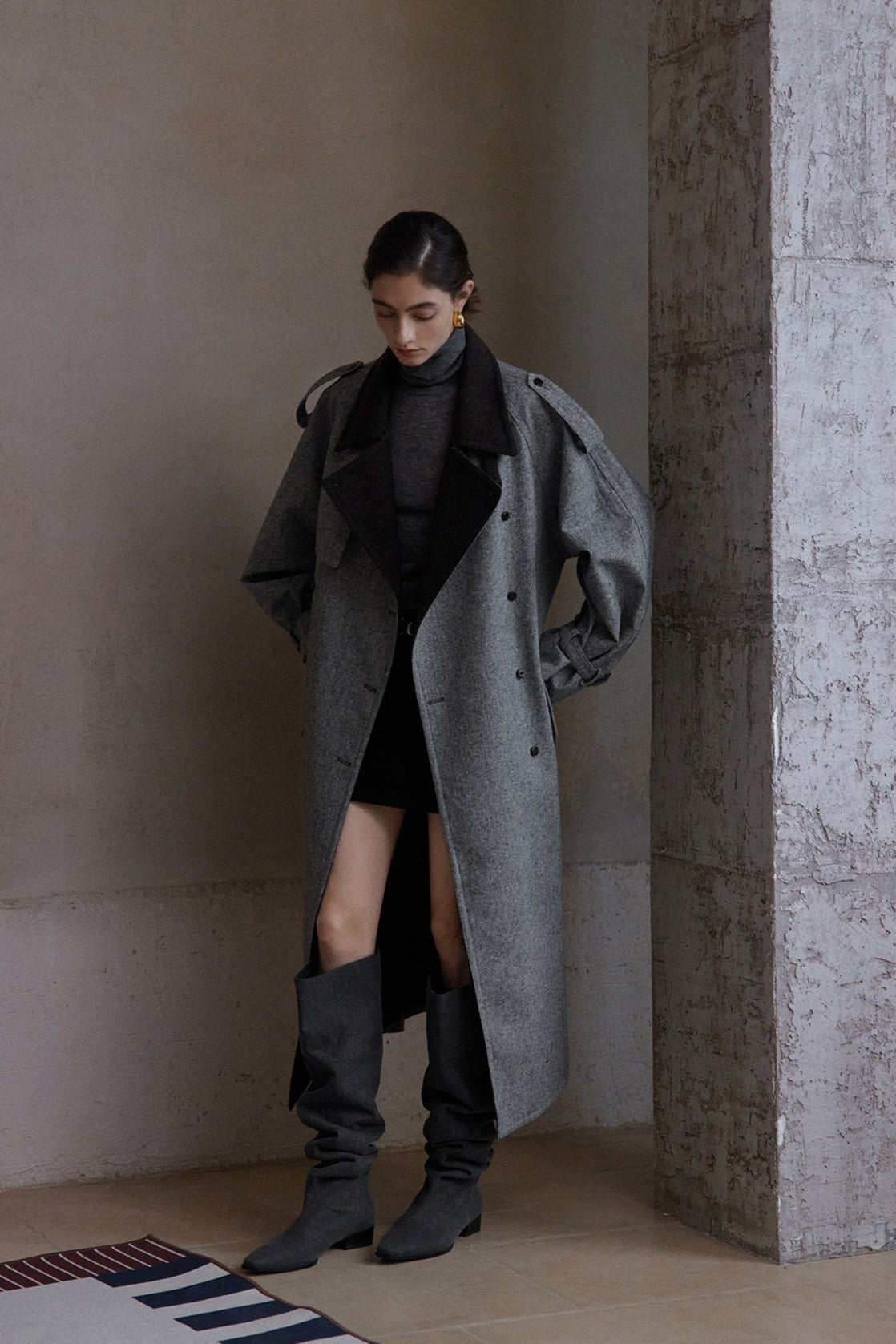 Wool blend contrasting lapel gabardine trench coat | 2 color