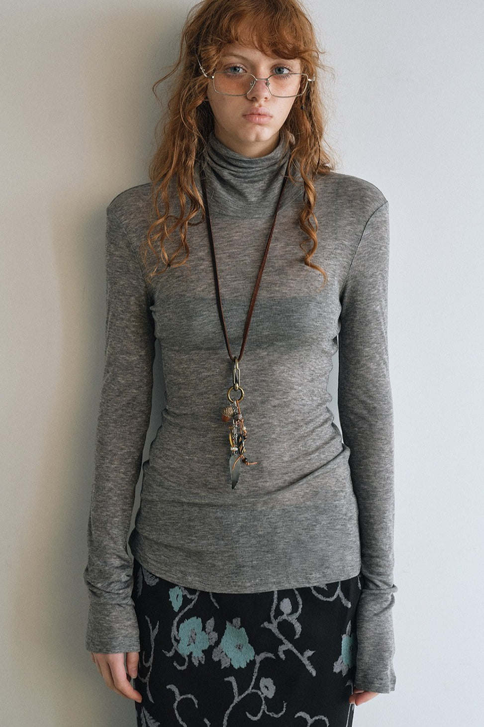 Wool containing lightweight soft high-neck knit top | 6 color