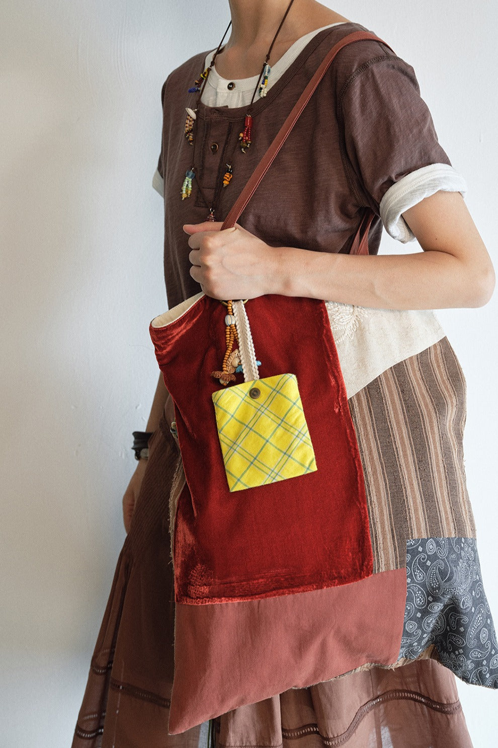 Vintage-style patchwork tote bag