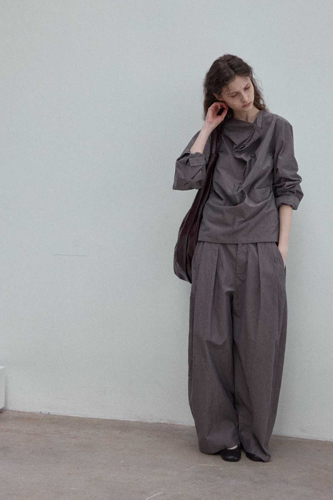 100% cotton cocoon shape pleats casual pants | 3 color