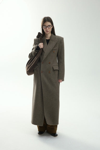 100% wool hourglass silhouette overcoat