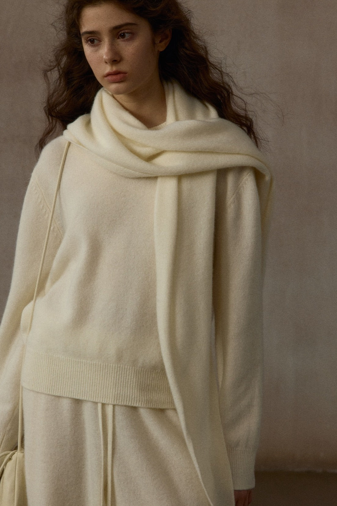 100% wool pullover sweater with a scarf | 4 color