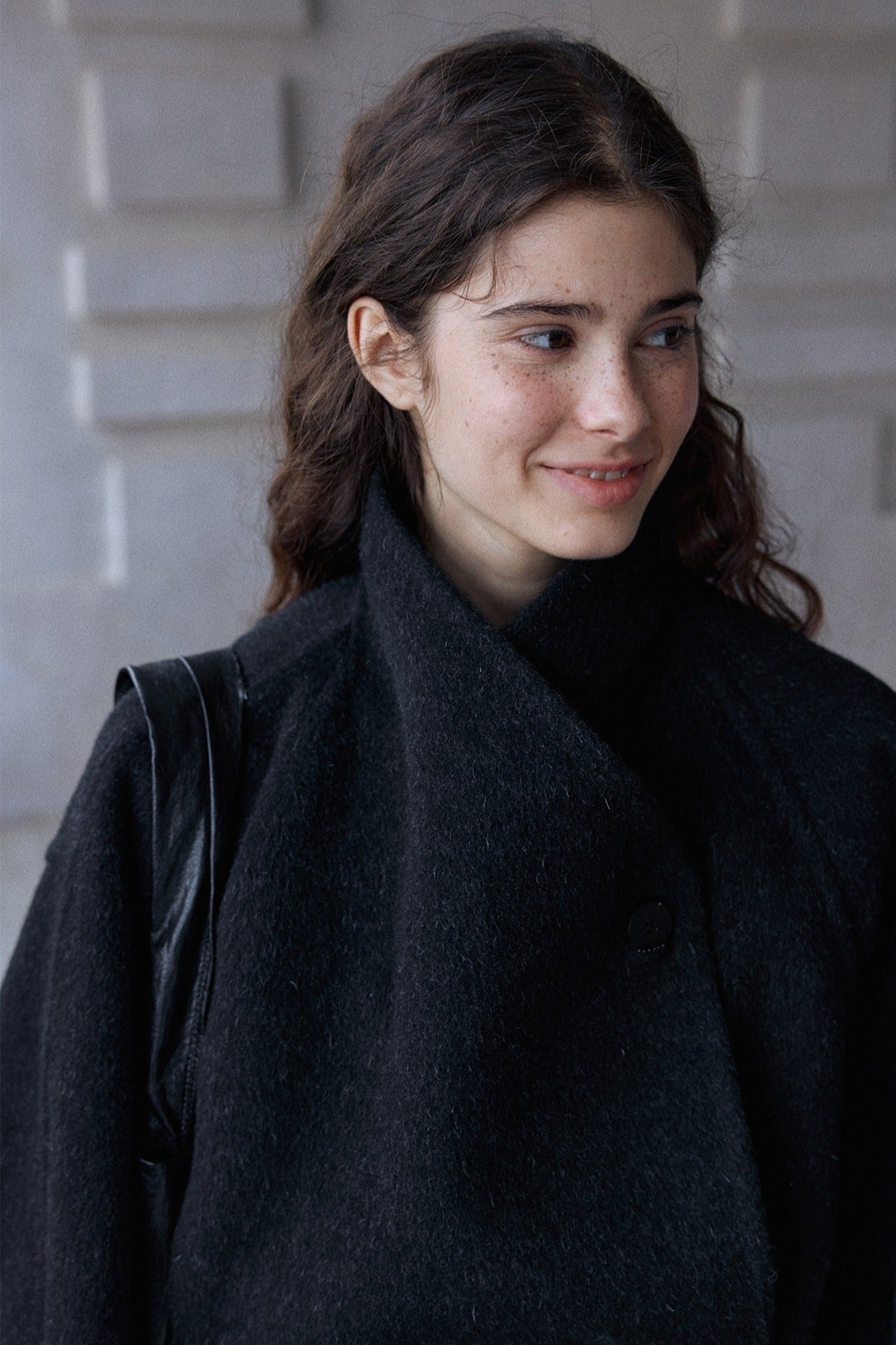100% wool soft-touch large lapel jacket