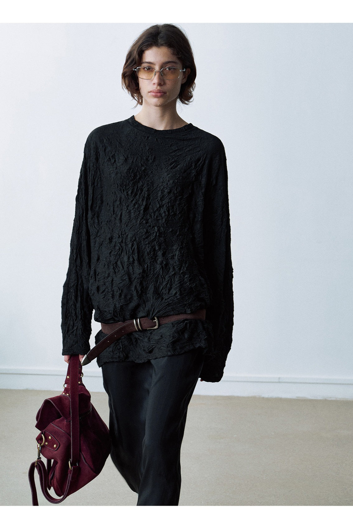 Wrinkled-effect crew-neck top | 2 color