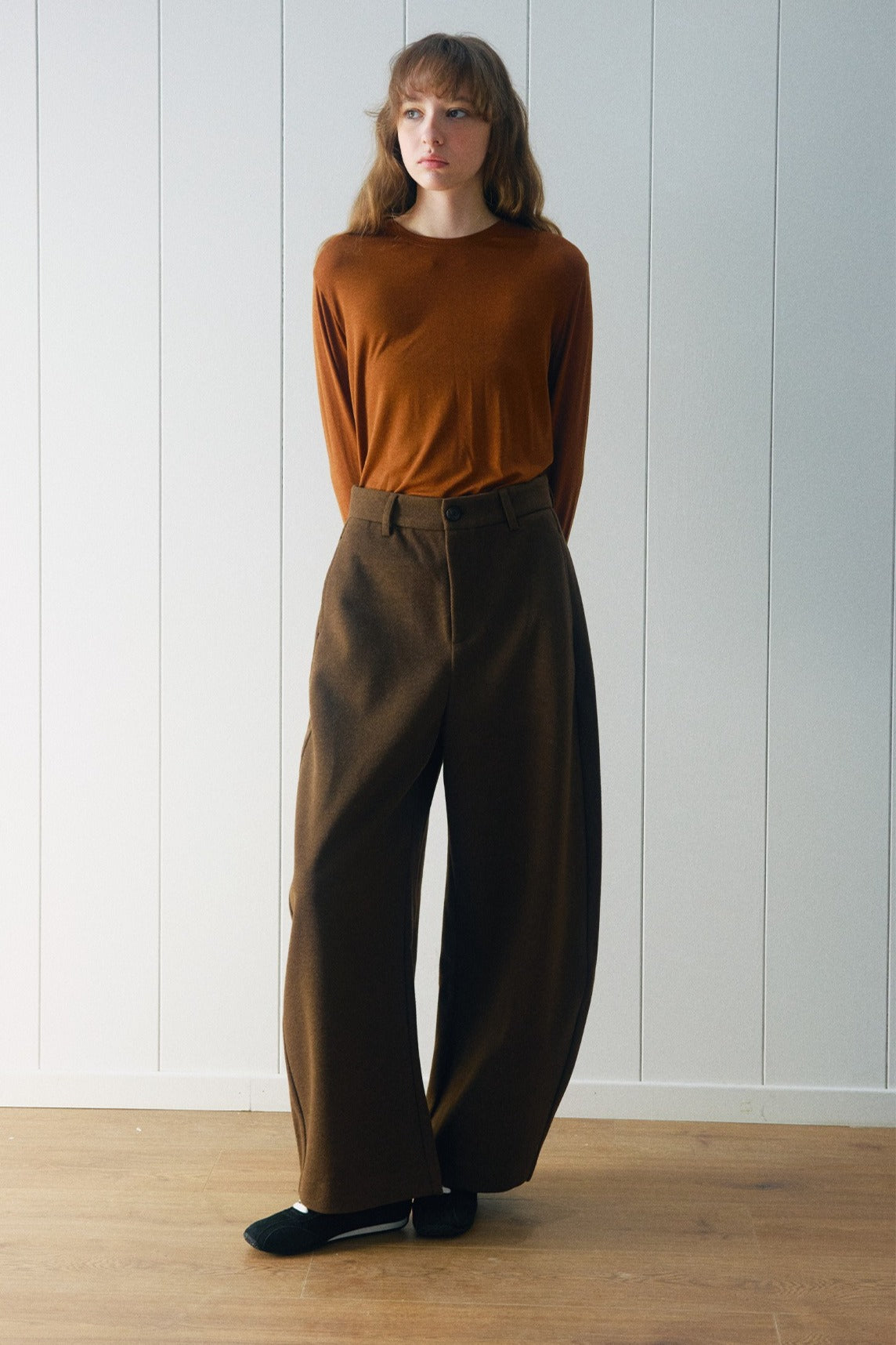 Banana-shape tailored fit casual pants | 3 color