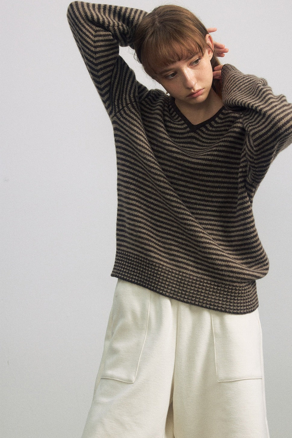 Wool blend contrasting stripes V-neck sweater | 4 color