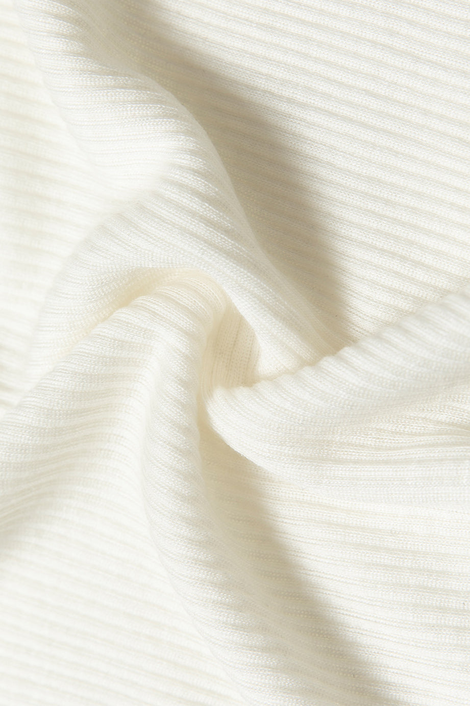 Sheep wool containing ear-like trim knitwear | 2 color