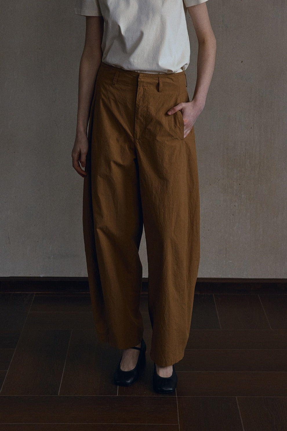 Pantalones 100% algodón con forma de hoz | 4 colores