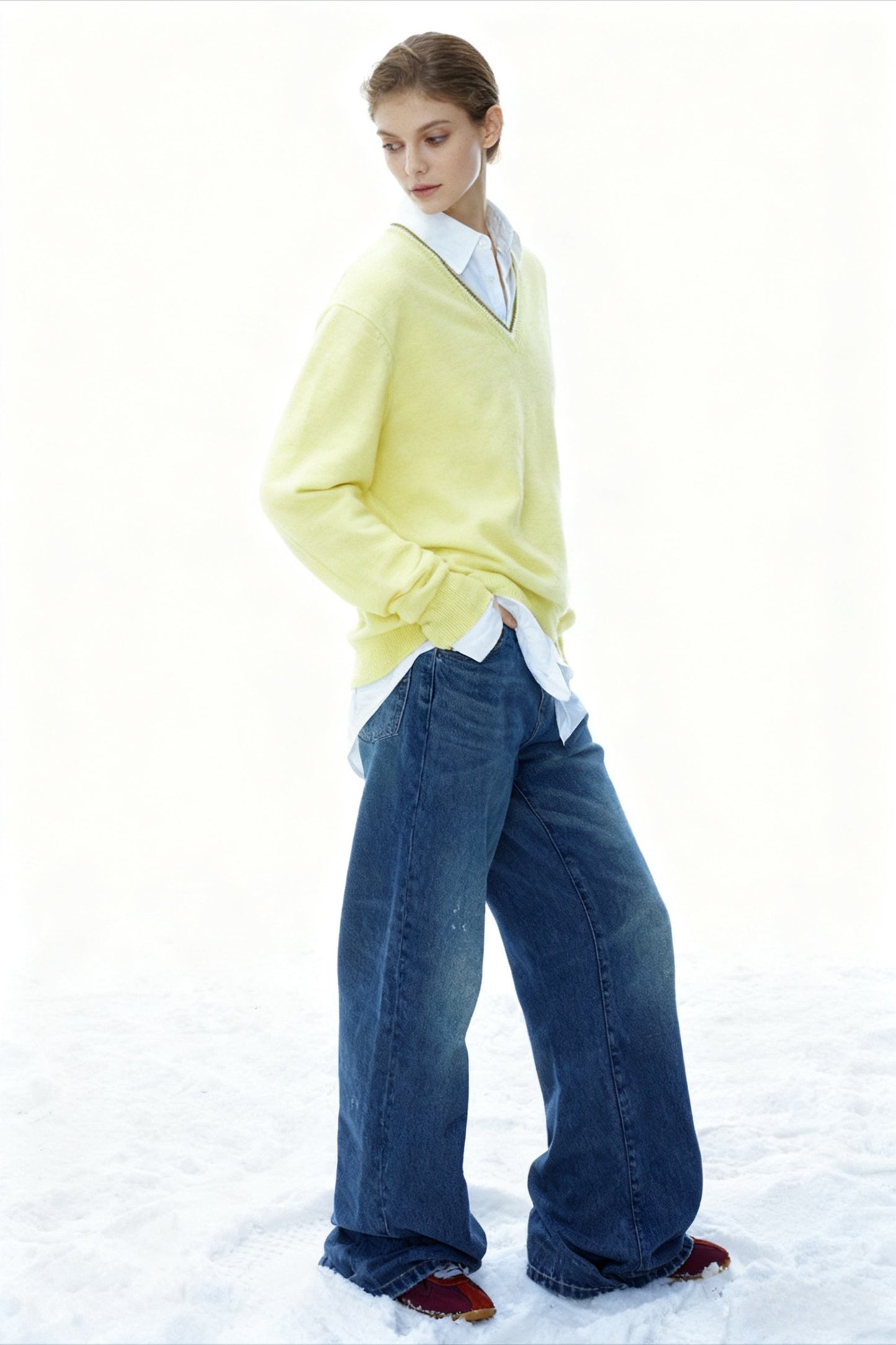 Wool blend soft touch lightweight V-neck sweater | 3 color