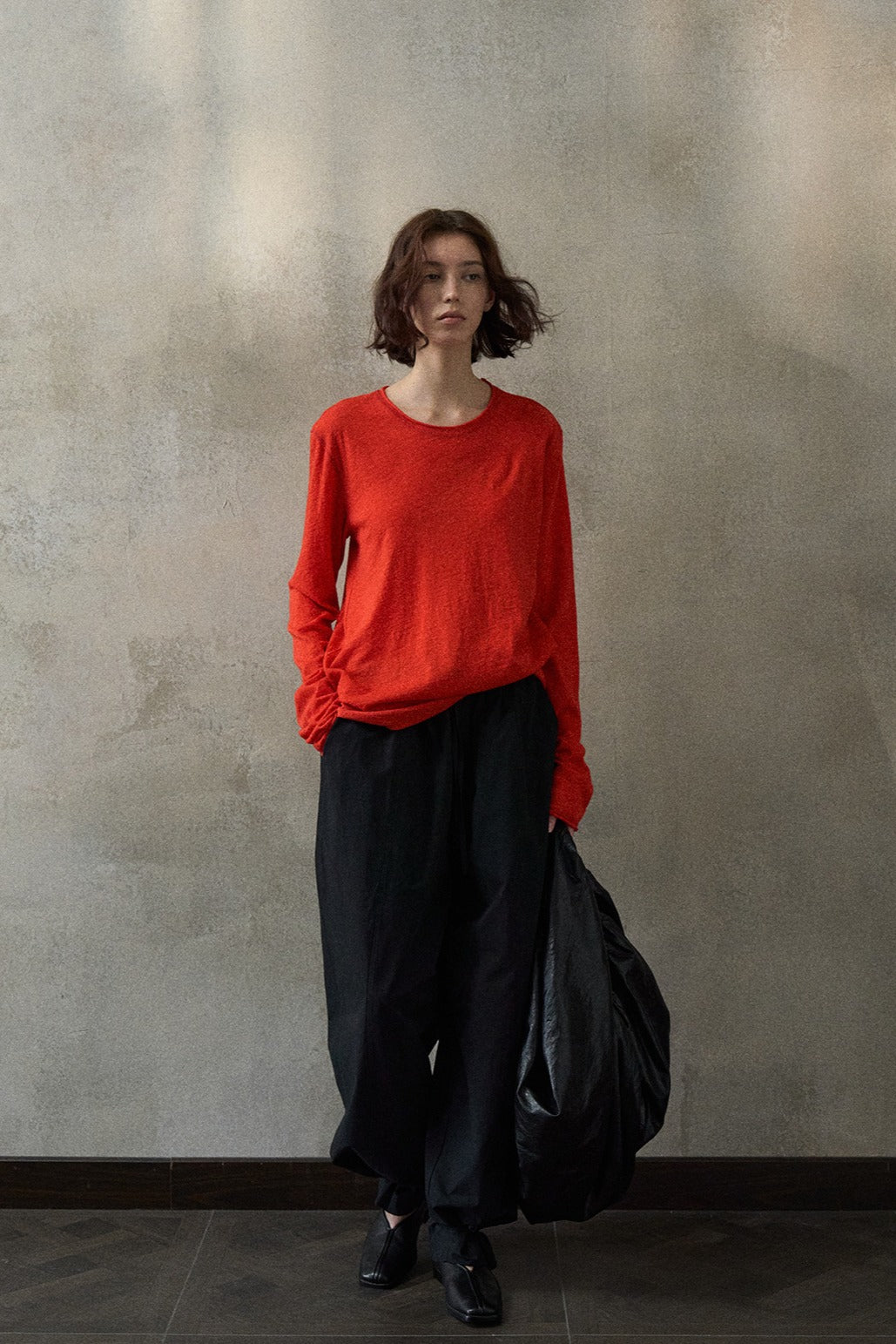 "Ohmi Bleach" cotton wrinkled texture  loose pants