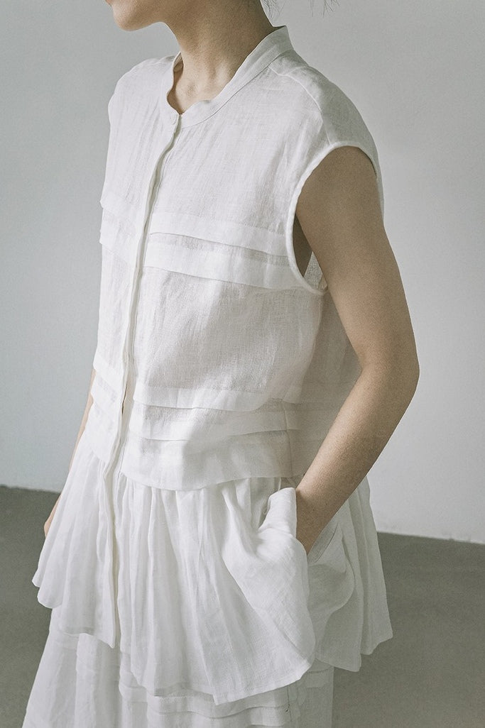 100% linen clean lines wave hem vest and skirt set