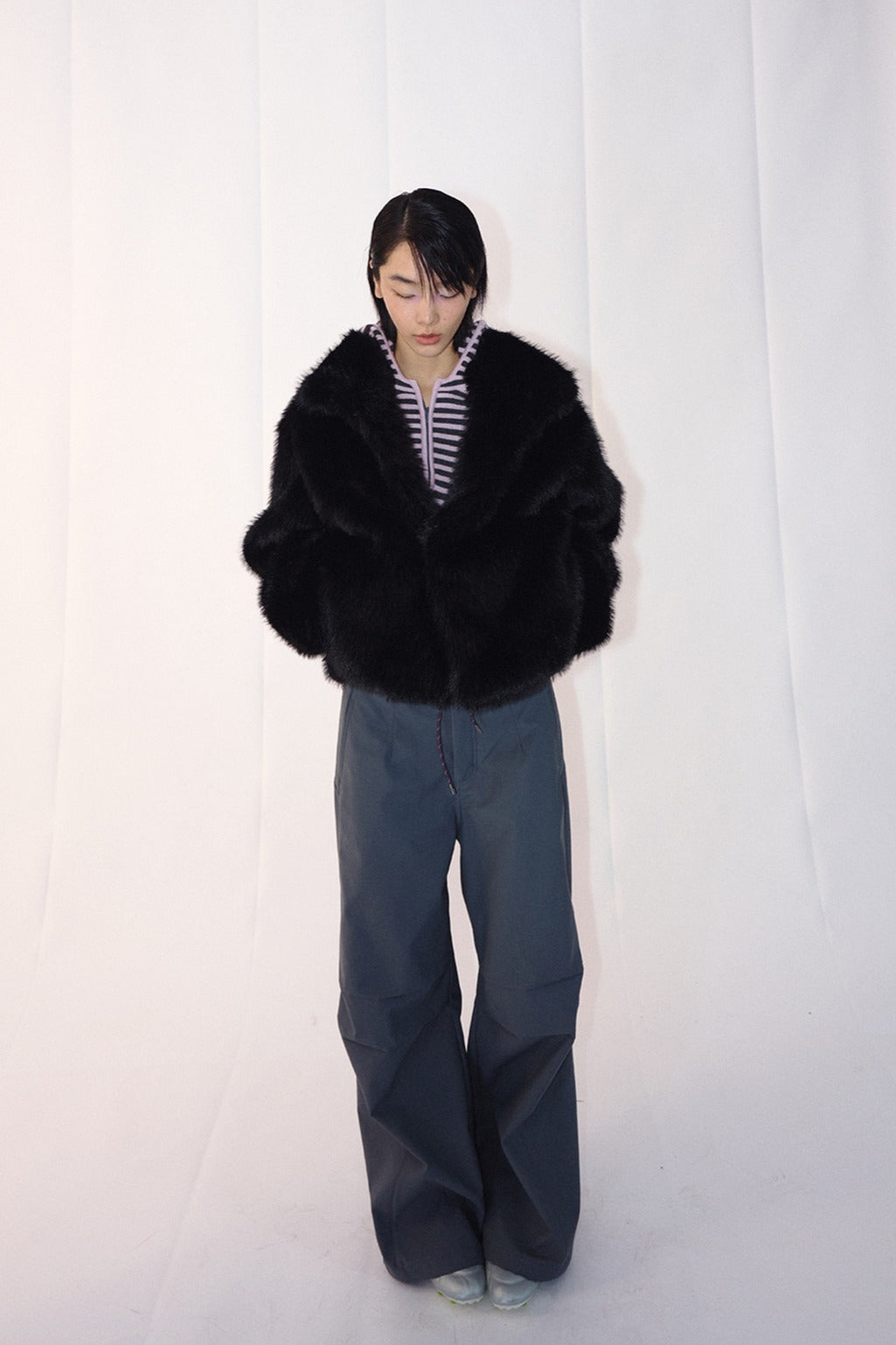 Faux fur cropped plush jacket | 2 color