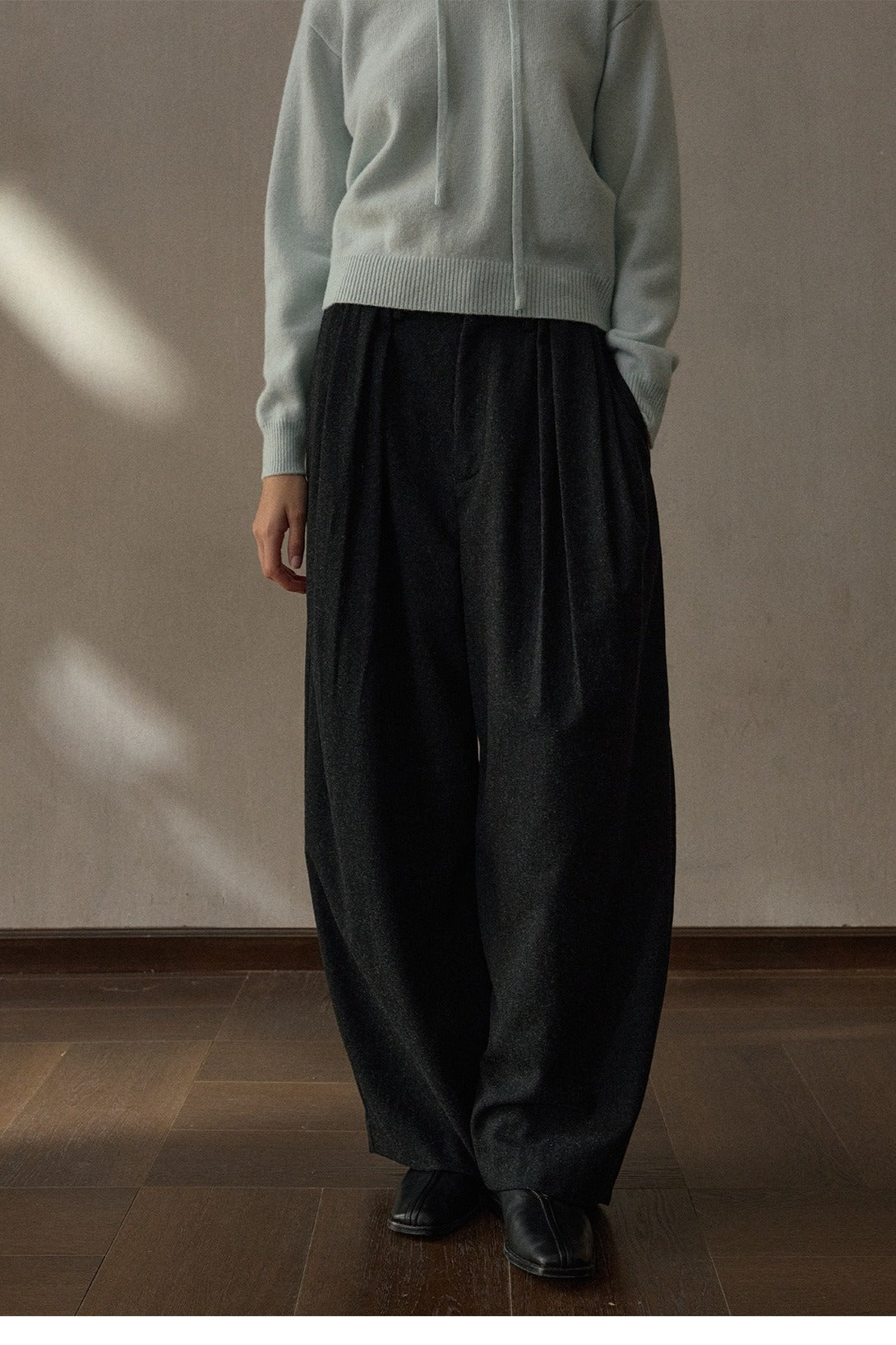 Wool-blend curved-leg pants | 4 color