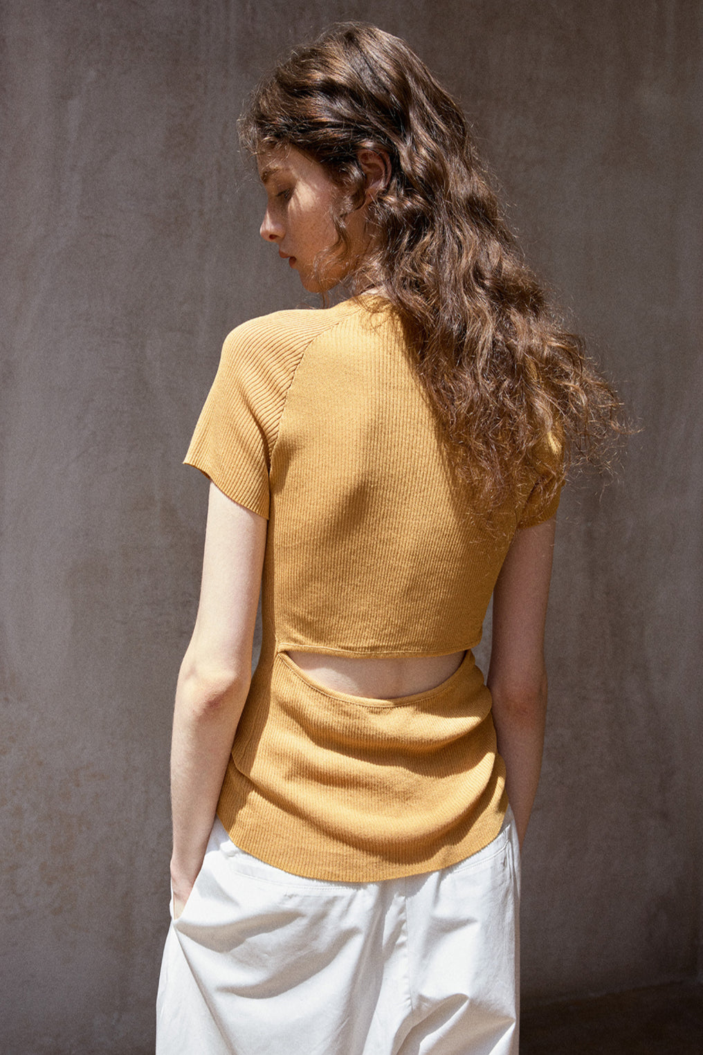 Viscose blend open back T-shirt | 4 color