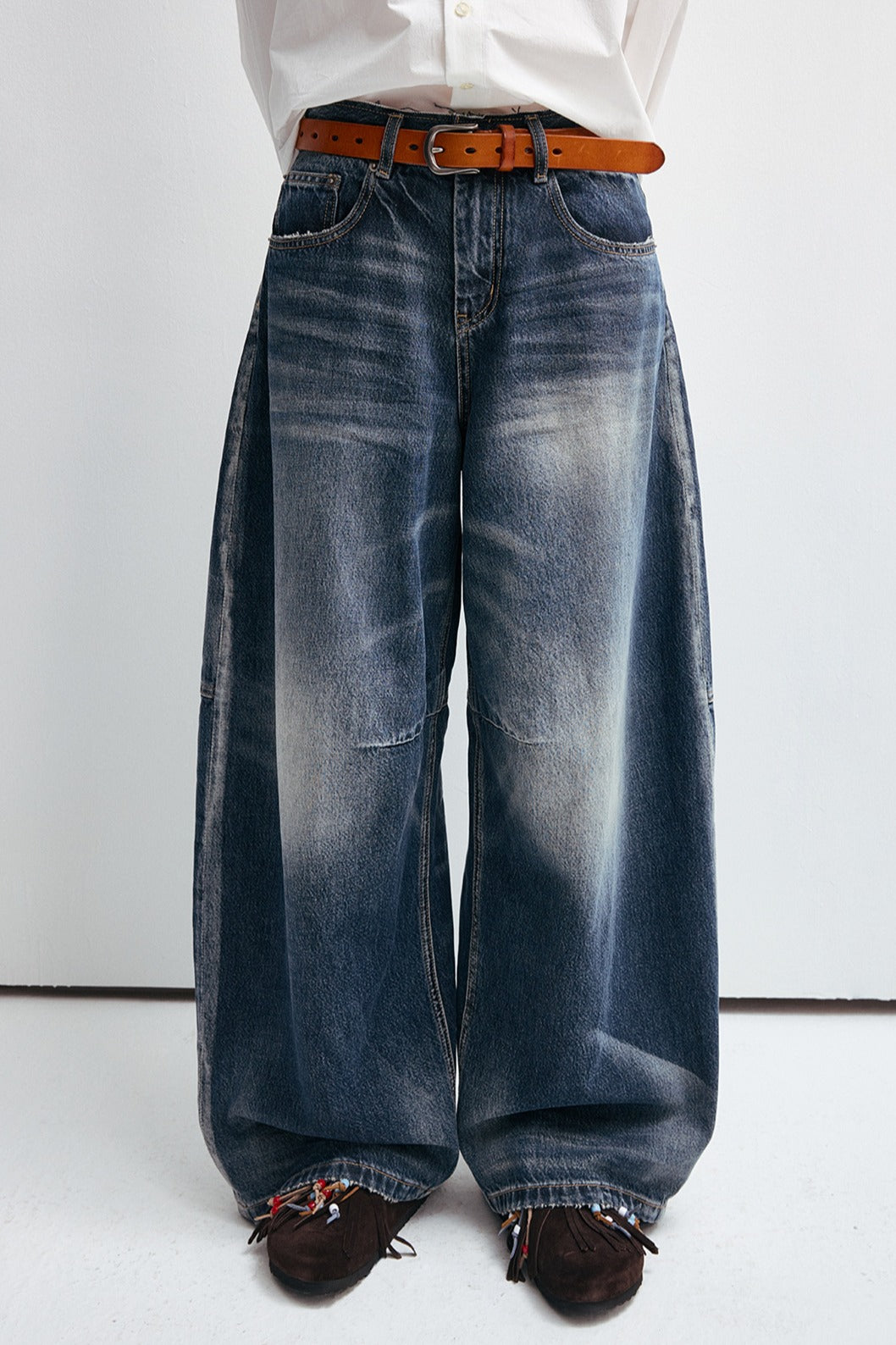 Cotton retro-style raw edge wide-leg jeans