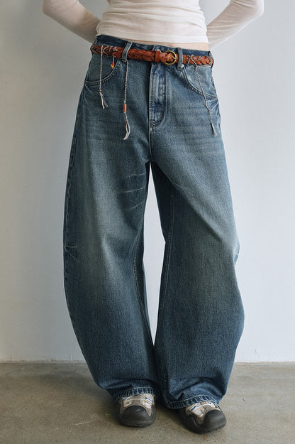 100% washed cotton curved silhouette jeans | 2 color