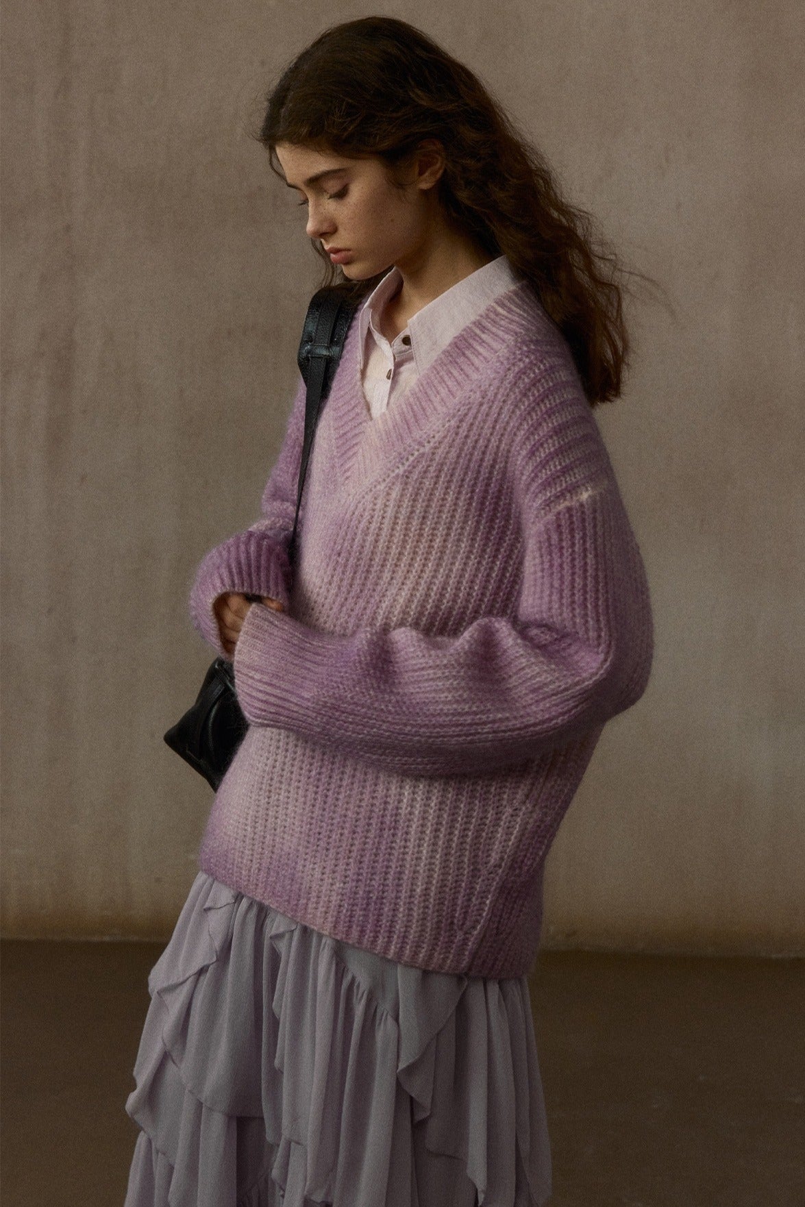 Chunky knit loose-fit V-neck drape sweater | 4 color