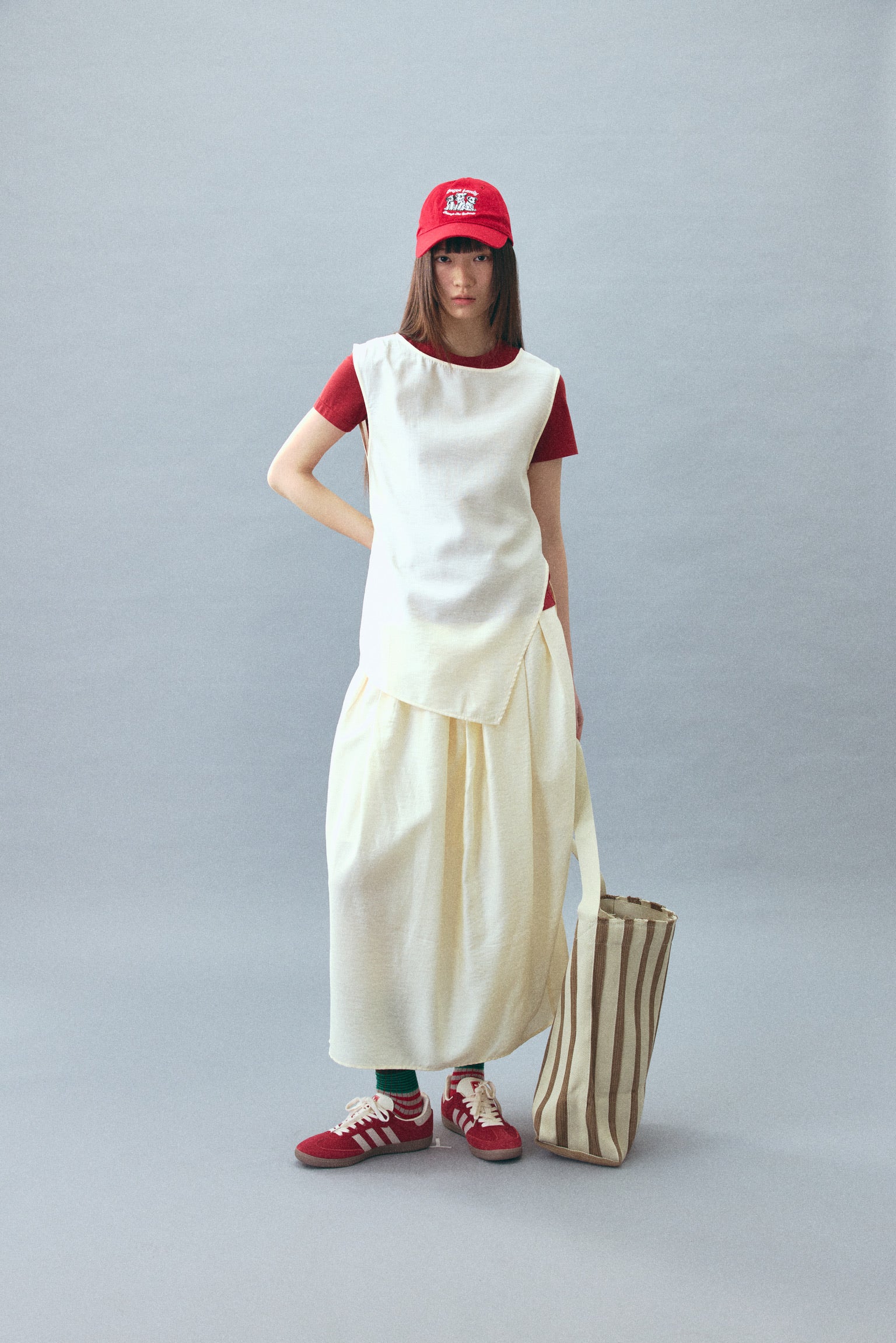 Falda plisada elástica con cintura refinada en forma de capullo