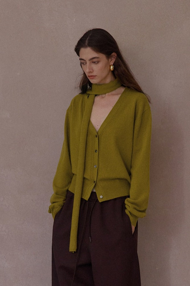 100% wool loose fit V-neck cardigan with a tie | 8 color