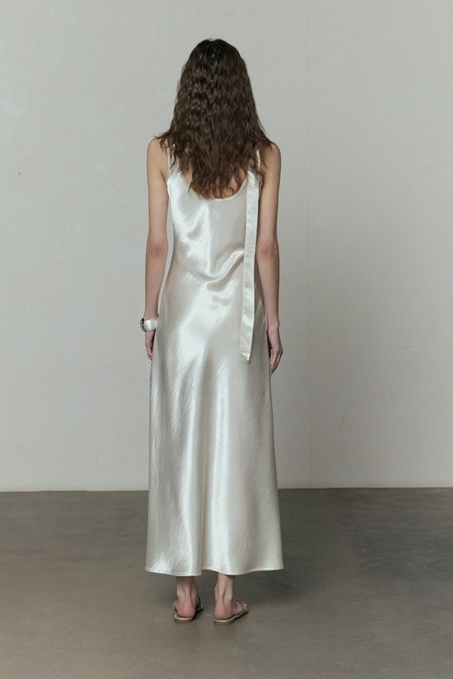 V-neck maxi glows dress with a tie| 3 color