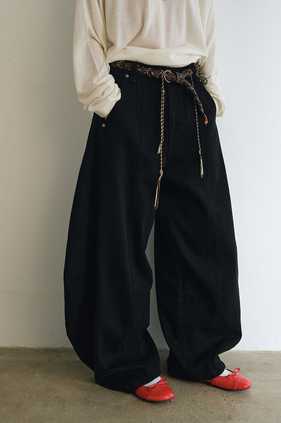 Cotton blend super-stylish oversized jeans
