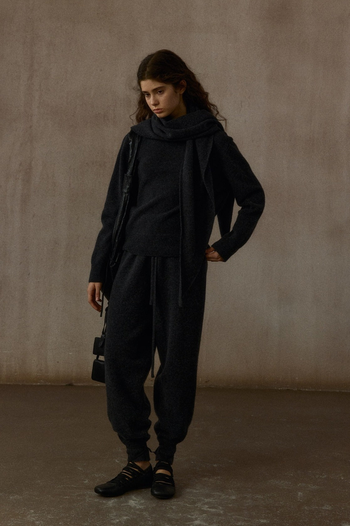 100% wool pullover sweater with a scarf | 4 color